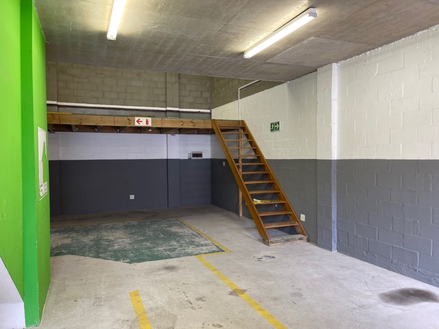To Let commercial Property for Rent in Maitland Western Cape